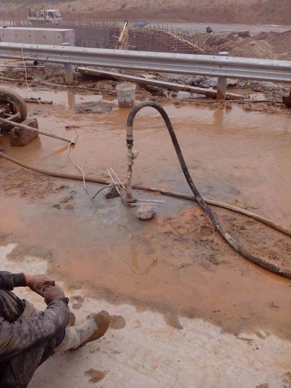 陈场镇路基压密注浆